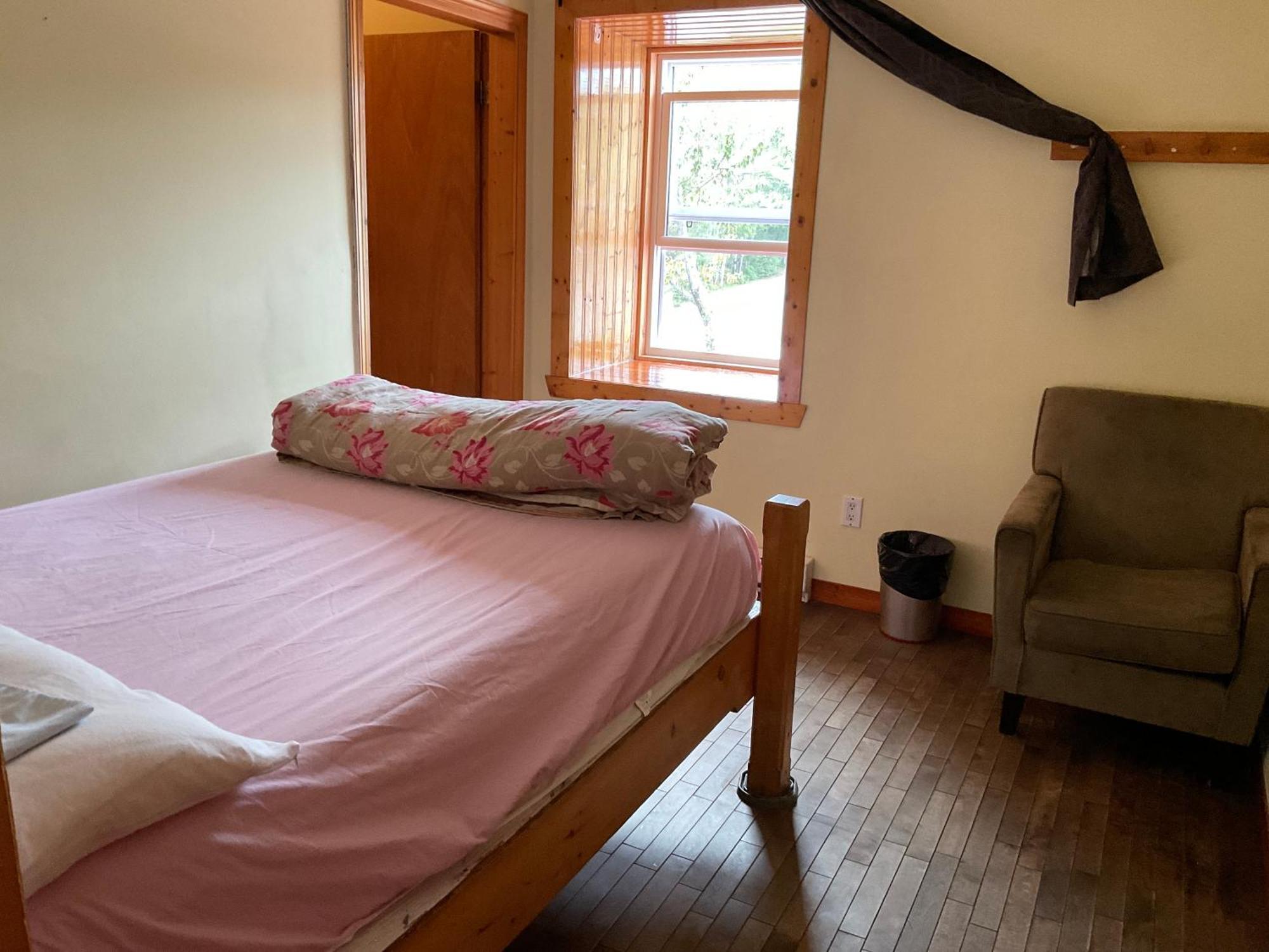 Auberge Jeunesse De טאדוסאק מראה חיצוני תמונה